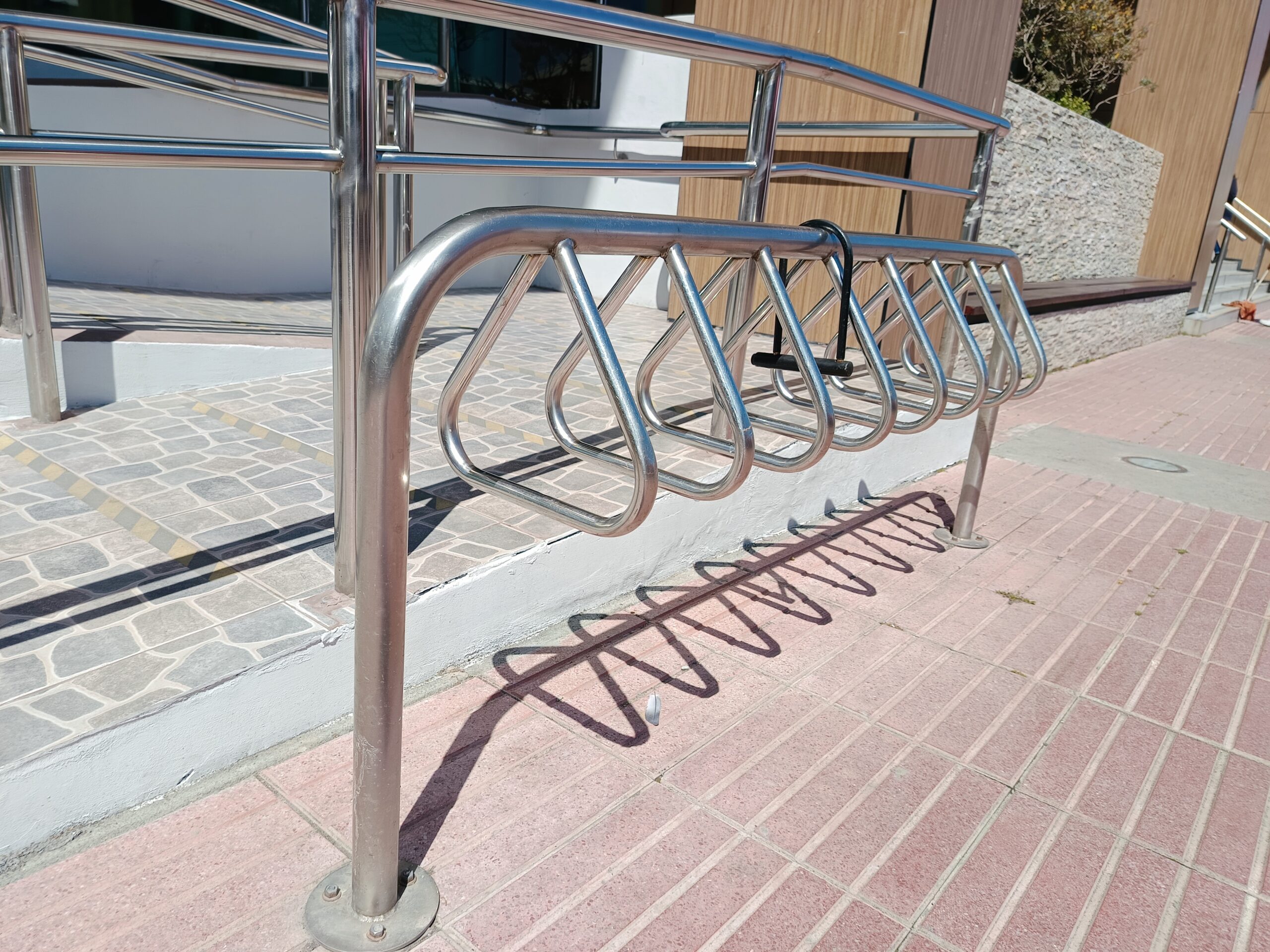 Bicicleteros modulares en acero inoxidable - Mobiliario urbano Maven