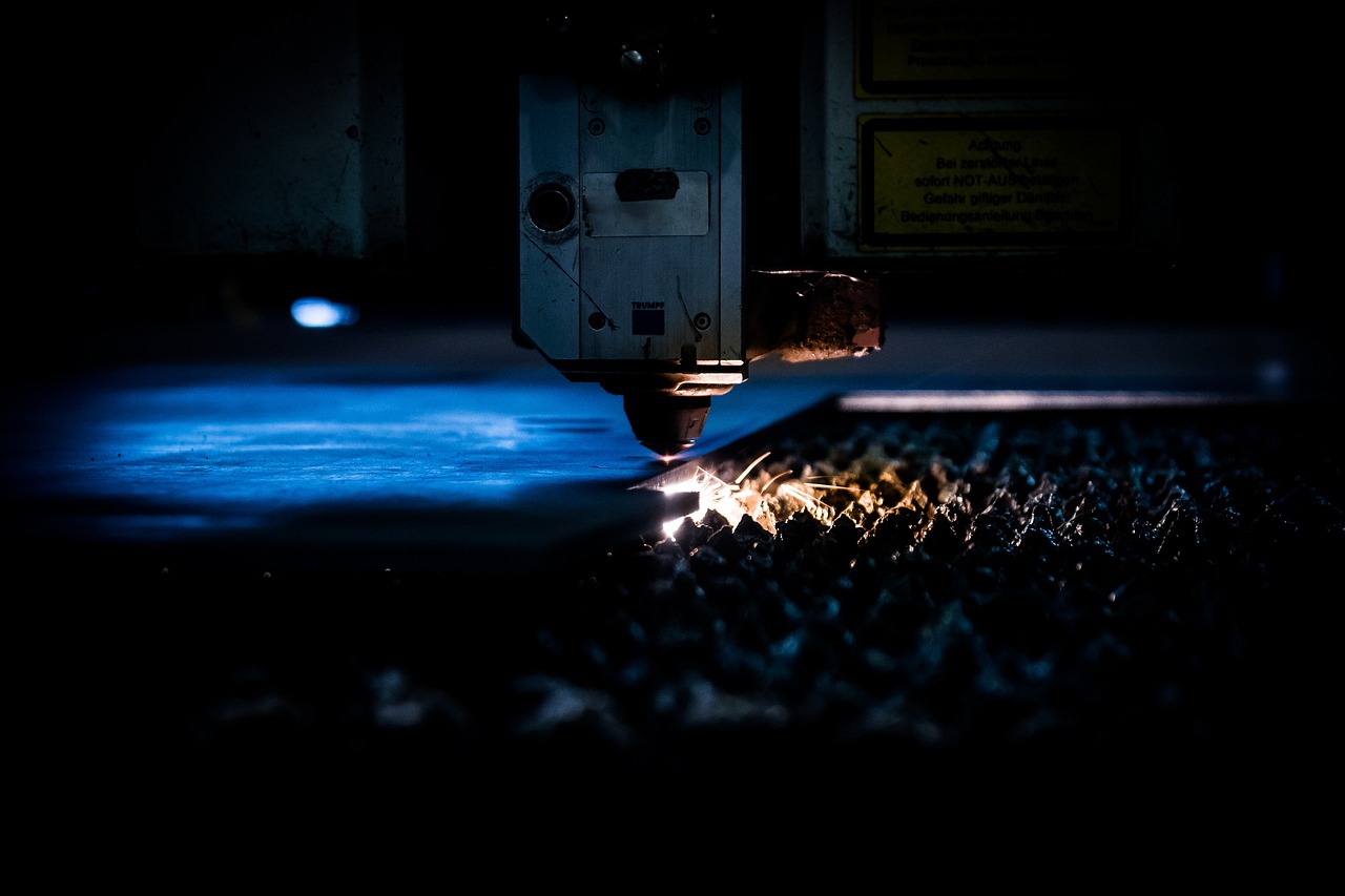 Corte Plasma CNC de precisión - Servicio destacado Maven